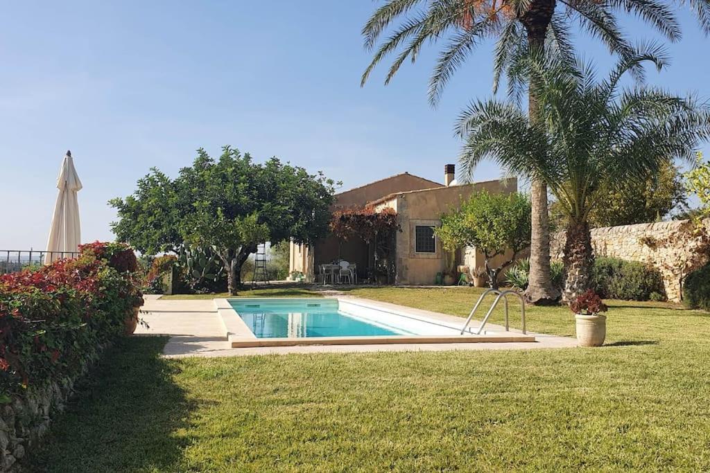 Villa Calma Noto Exterior photo